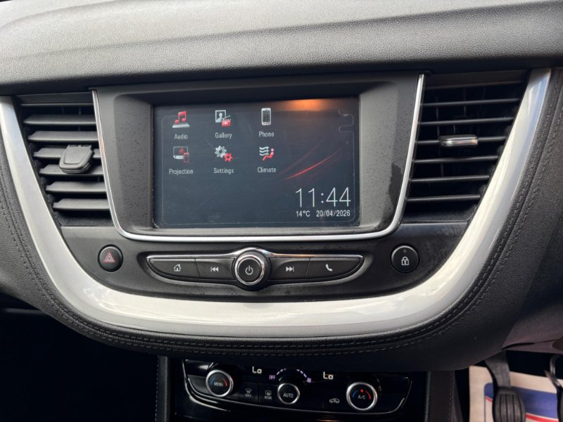 VAUXHALL GRANDLAND X 1.2 TURBO SE EURO 6 S S 5DR 6,695 MAKE VAUXHALL MODEL...